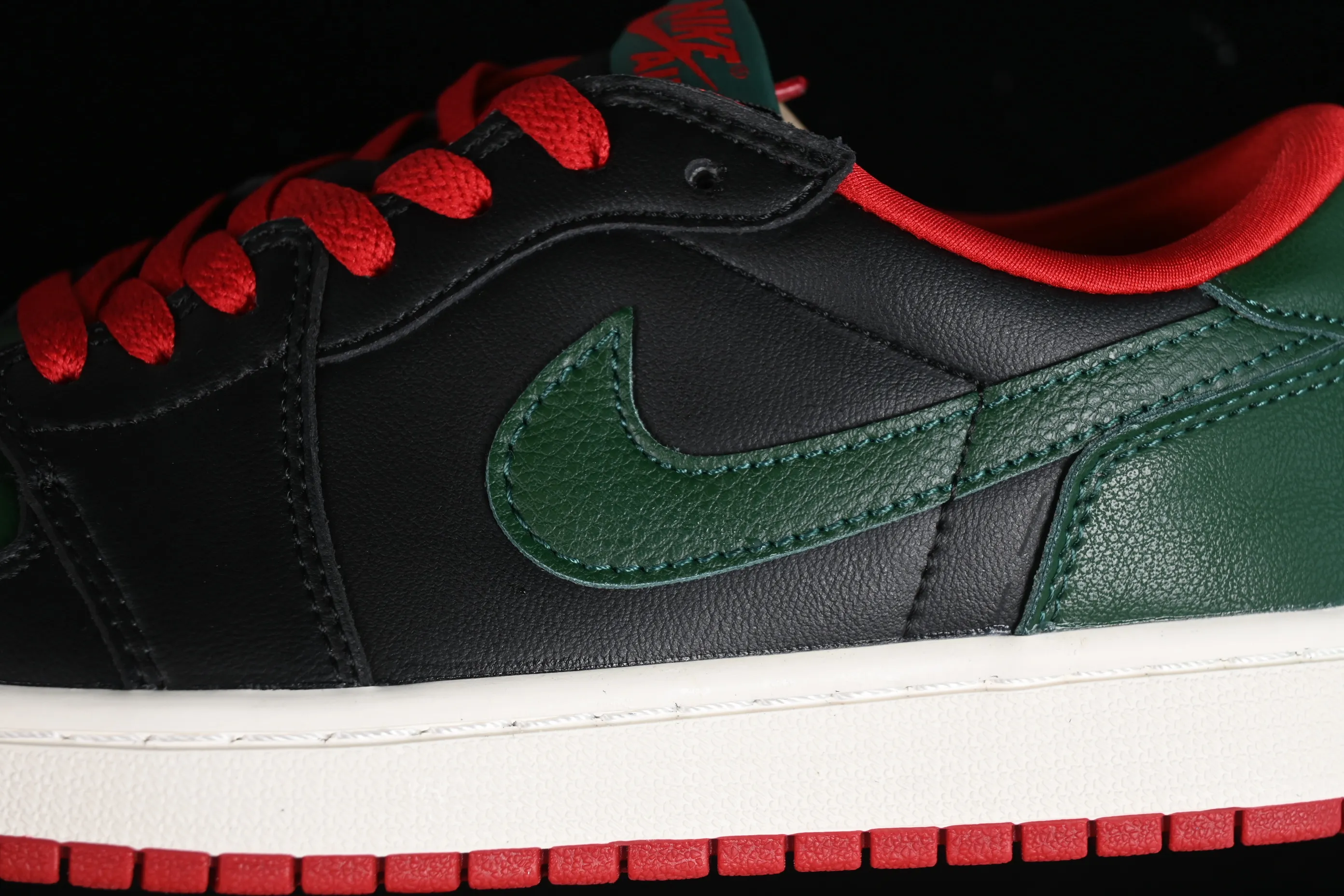 All categories Air Jordan Jordan series basketball shoes Air Jordan 1 Low Z version Air Jordan 1 Low AJ1 Joe 1 black and green color low-top cultural casual sneakers CZ0775-036